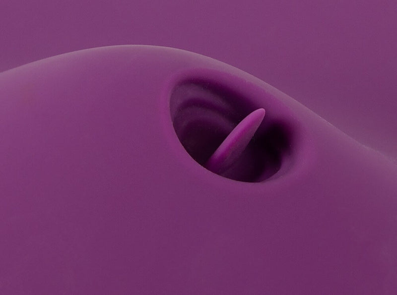 Close-up of the flicking tongue on the Orion VibePad 2 | Kinkly Shop