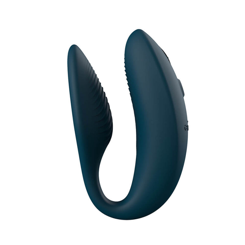 A side view of the We-Vibe Sync 2 in the U-shape. This angle showcases the ribbing on both sides of the internal shape for extra g-spot and clitoral sensations. | Kinkly Shop